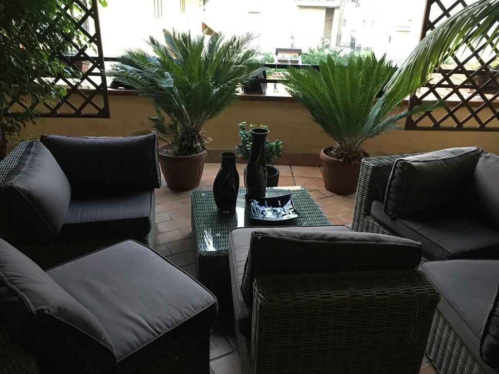 Hotel Amadeus Caserte Extérieur photo