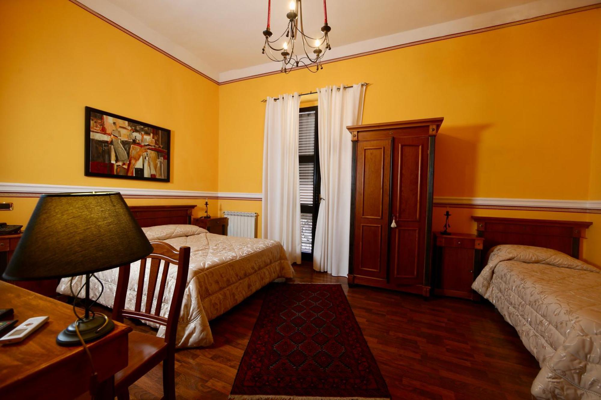 Hotel Amadeus Caserte Extérieur photo
