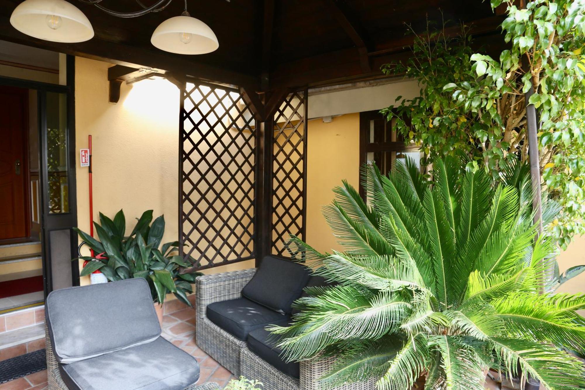 Hotel Amadeus Caserte Extérieur photo